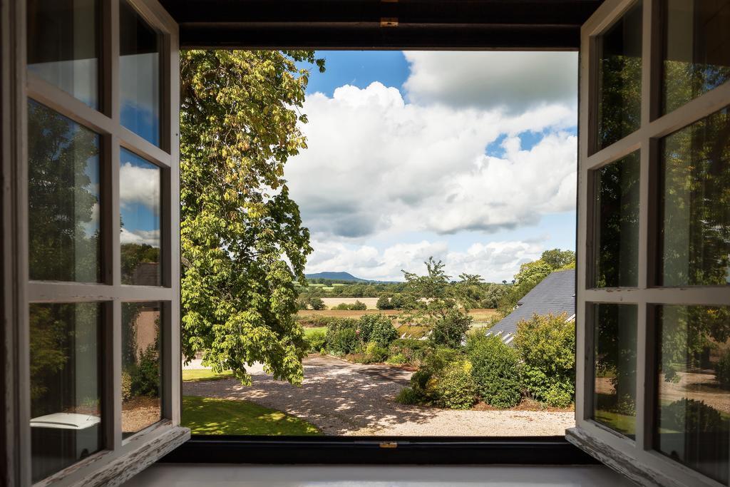 Llansabbath Country House B&B Abergavenny Exterior photo