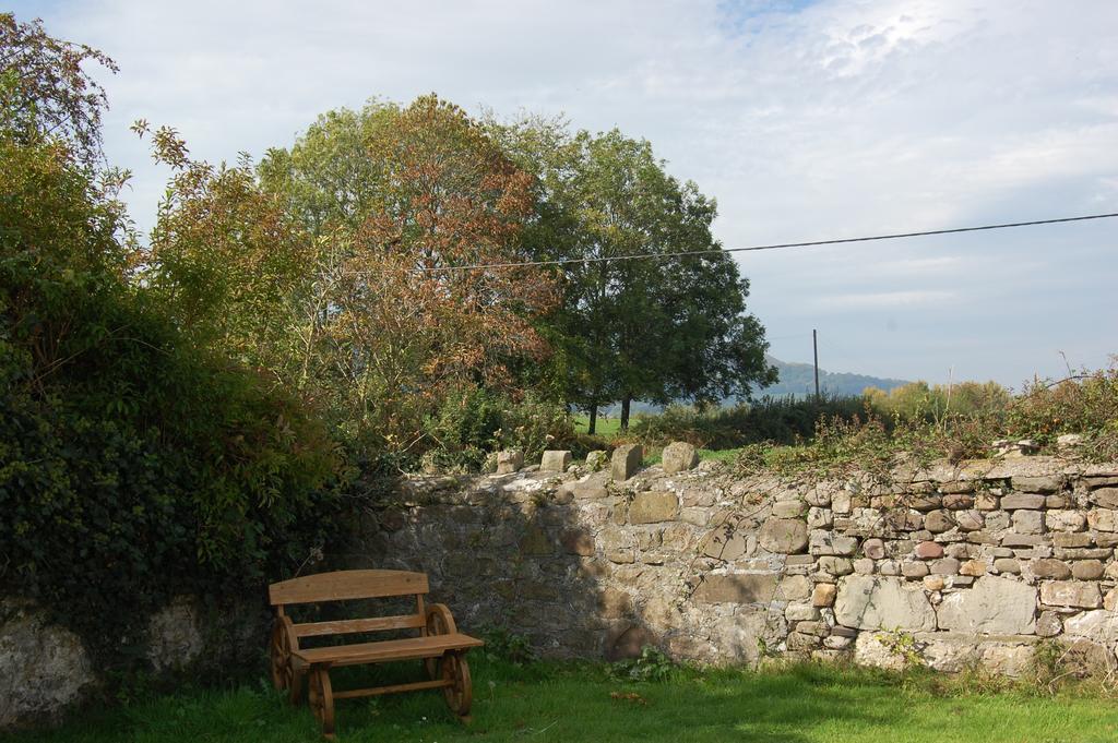 Llansabbath Country House B&B Abergavenny Exterior photo